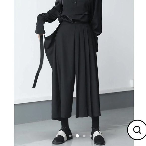 Aesthetic Noir half pleated pants S - Picture 4 of 6